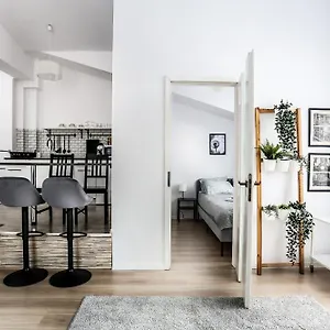 Fully-furnished With Air Conditioning For Families, Cracow Old Town Apartament Kraków